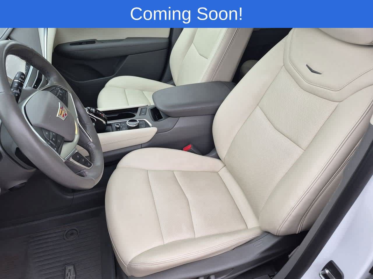 Used 2024 Cadillac XT5 Premium Luxury w/ LPO, Floor Liner Package AWD/4WD image 16