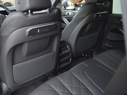 Used 2025 BMW X5 xDrive40i AWD/4WD image 29