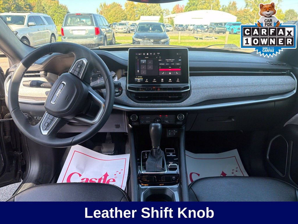 Used 2024 Jeep Compass Latitude AWD/4WD image 29