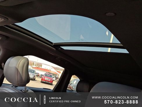 Certified 2025 Lincoln Nautilus Premier w/ Equipment Group 102A image 14