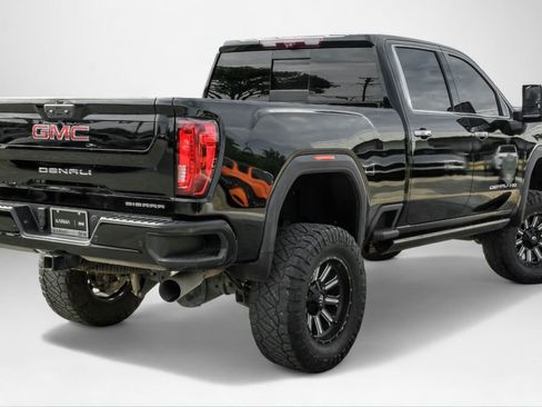 Used 2023 GMC Sierra 2500 Denali w/ Denali Ultimate Package image 6