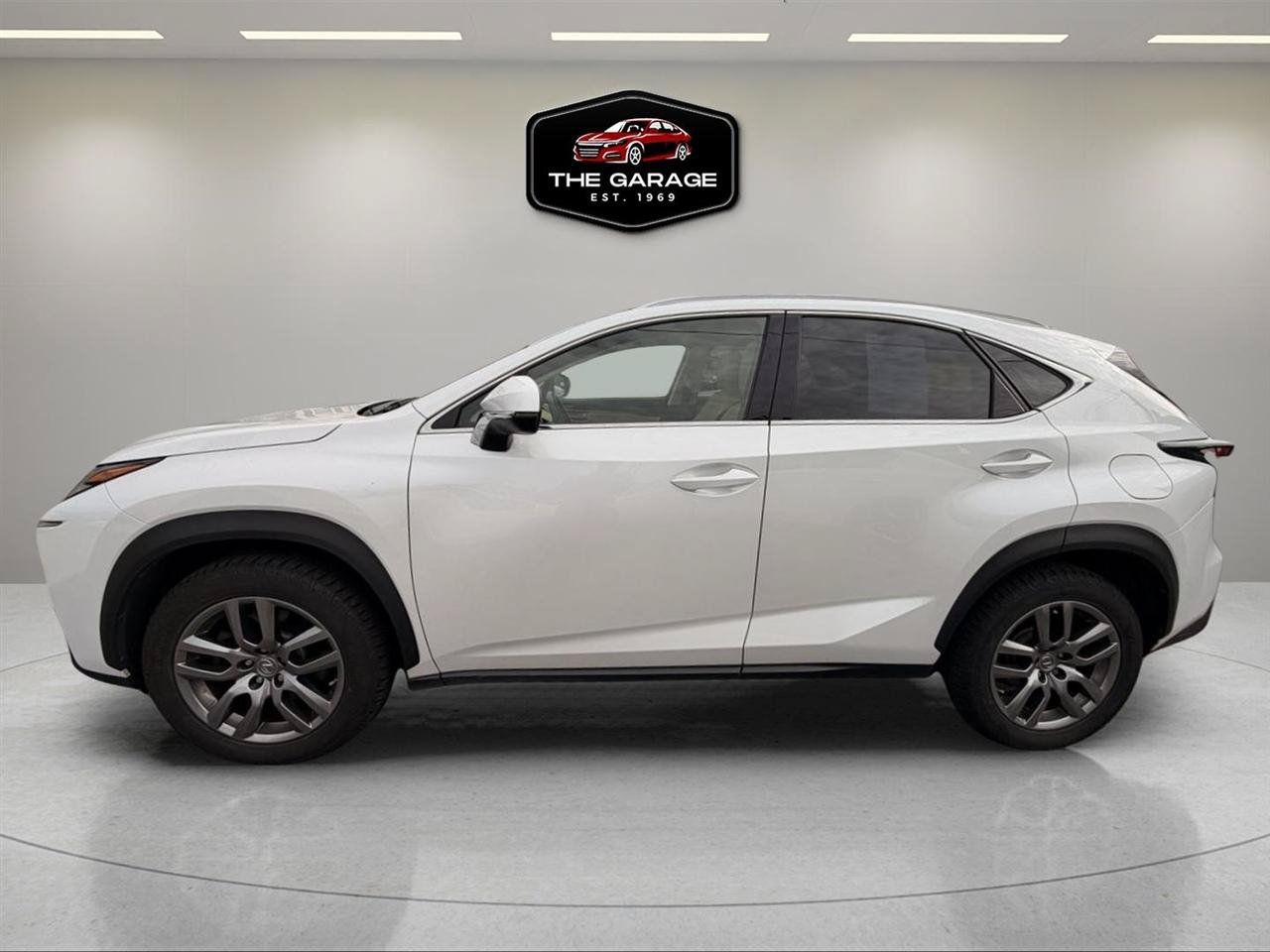 Used 2016 Lexus NX 200t AWD w/ Luxury Package image 2
