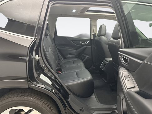 Used 2022 Subaru Forester Touring AWD/4WD image 20