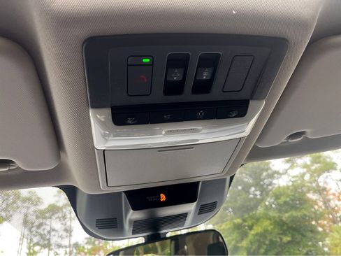 Certified 2025 Nissan Rogue SV w/ SV Premium Package FWD image 32