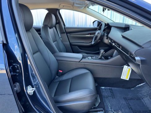 Used 2025 MAZDA MAZDA3 s image 13