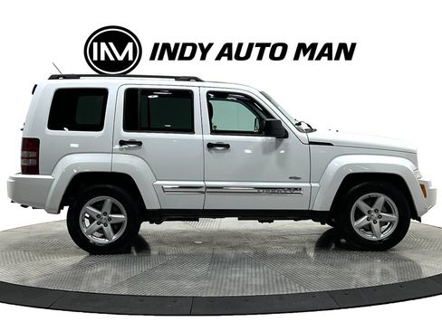 Used 2012 Jeep Liberty Sport AWD/4WD image 3