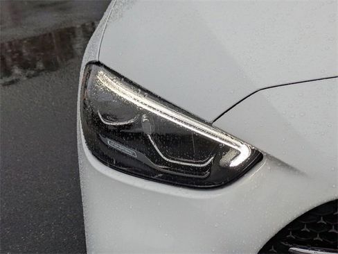 Used 2024 Mercedes-Benz C 300 Sedan image 11