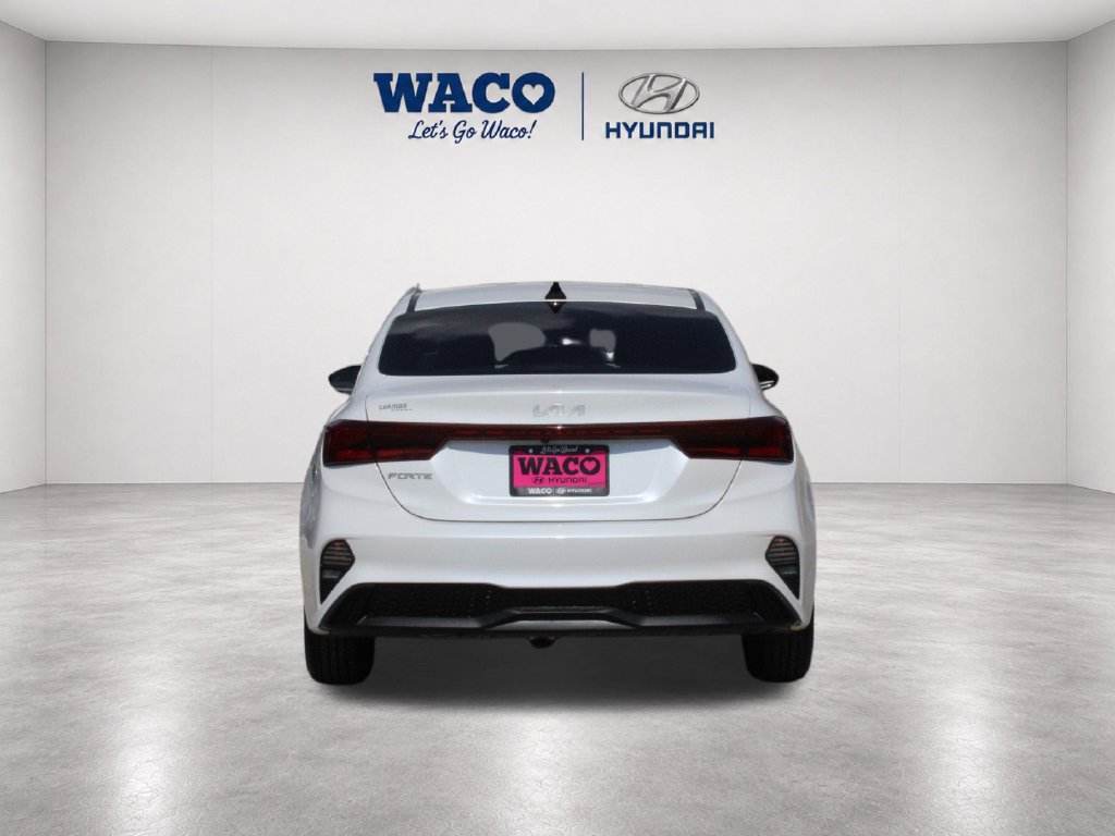 Used 2023 Kia Forte LXS w/ LXS Technology Package FWD image 10