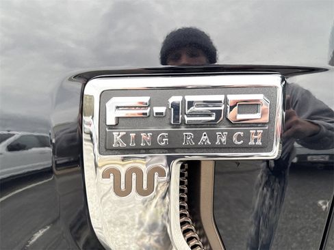 Used 2025 Ford F150 King Ranch w/ FX4 Off-Road Package image 12