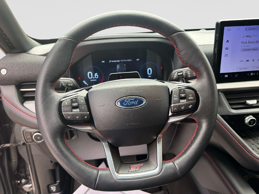 Used 2025 Ford Explorer ST AWD/4WD image 34
