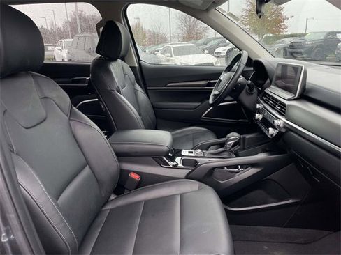 Certified 2022 Kia Telluride LX image 14
