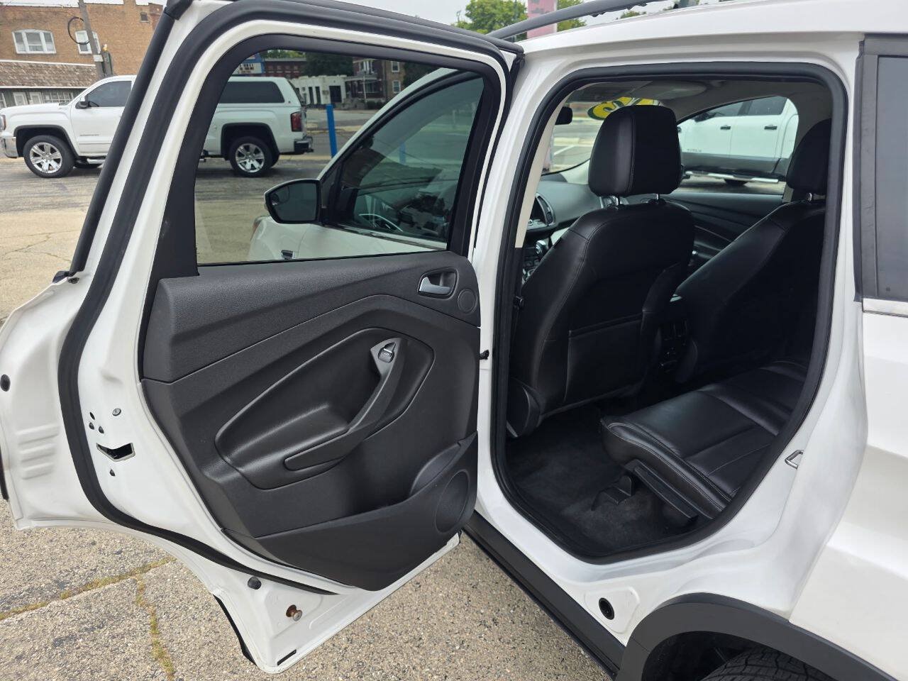 Used 2013 Ford Escape SEL FWD image 12
