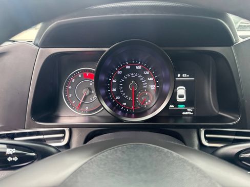 Used 2023 Hyundai Elantra SEL FWD image 16