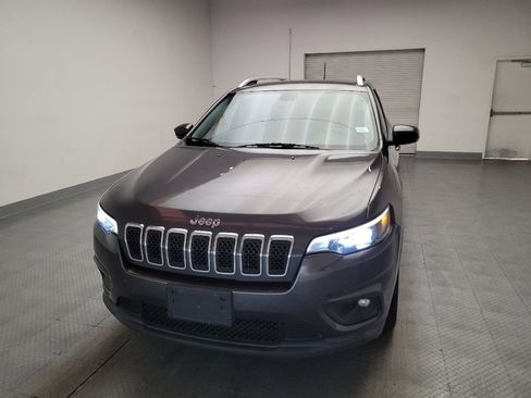 Used 2019 Jeep Cherokee Latitude Plus FWD image 15