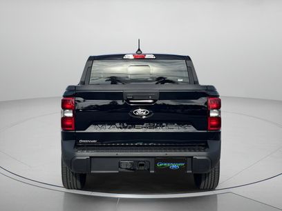 New 2025 Ford Maverick Lariat w/ Black Appearance Package