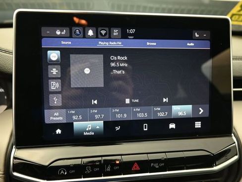 Used 2025 Jeep Compass Limited AWD/4WD image 27