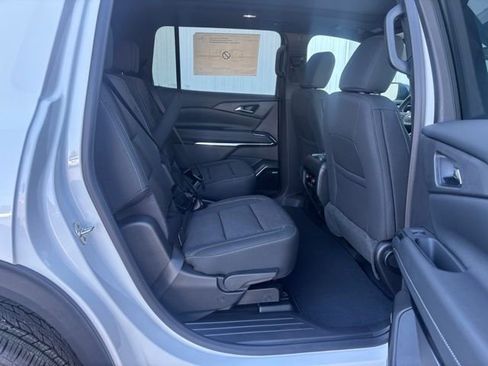 New 2026 Chevrolet Traverse LT w/ Enhanced Driving Package image 19