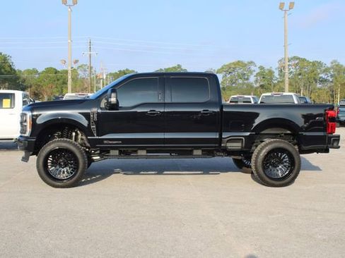 Used 2023 Ford F250 Lariat w/ Sport Appearance Package image 6