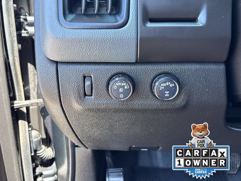 Used 2018 Chevrolet Colorado Z71 AWD/4WD image 29