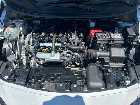 Used 2025 Nissan Versa SV FWD image 27