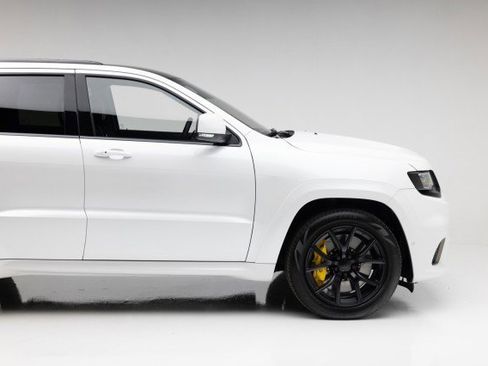 Used 2020 Jeep Grand Cherokee Trackhawk image 23
