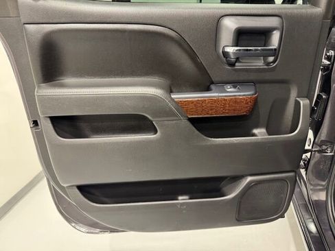 Used 2015 GMC Sierra 2500 SLT w/ Suspension Package, Off-Road image 29