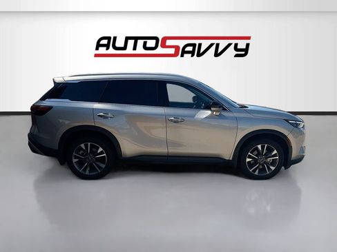 Used 2025 INFINITI QX60 Luxe w/ Vision Package AWD/4WD image 8