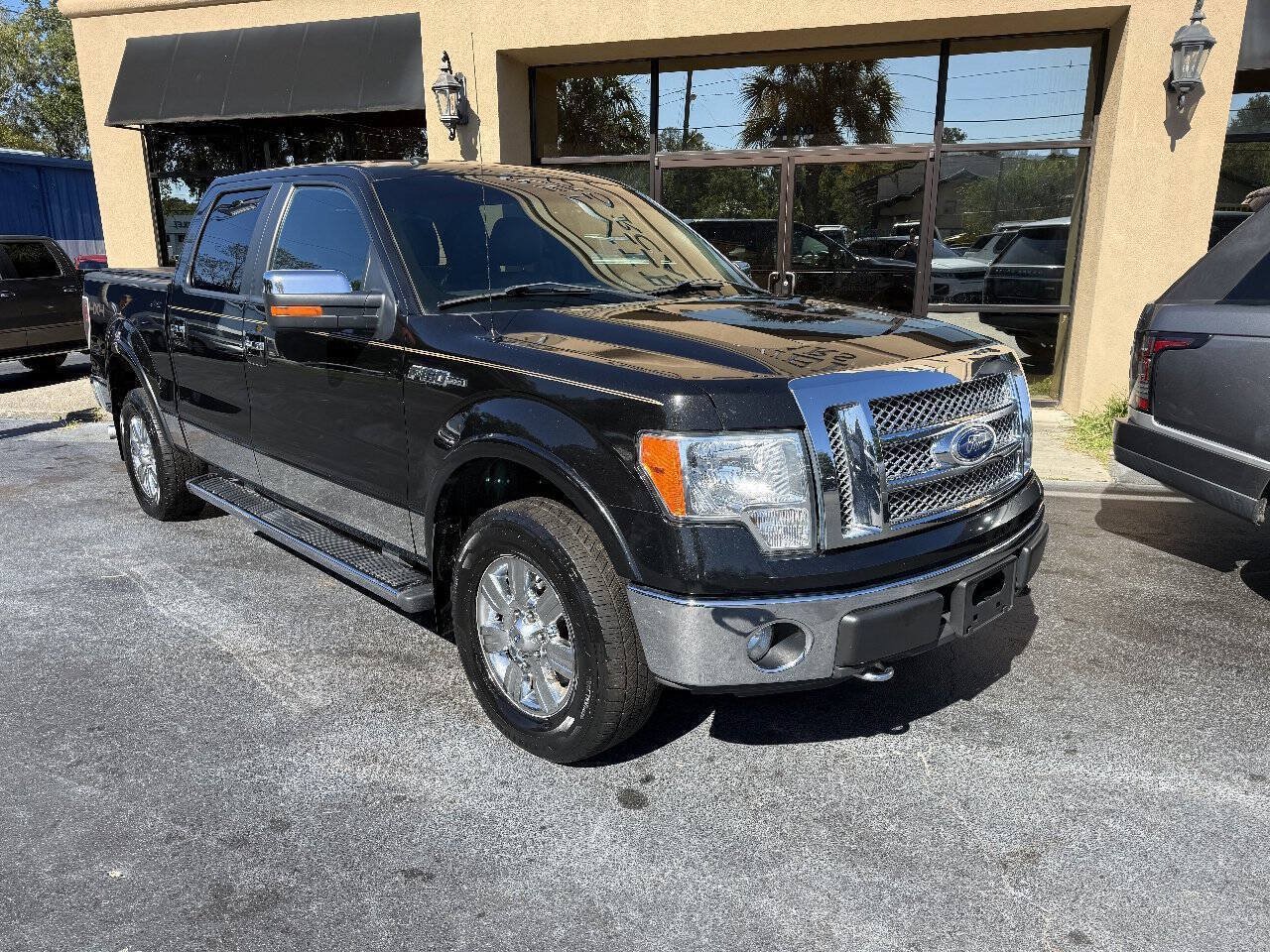 Used 2011 Ford F150 Lariat w/ Lariat Chrome Pkg AWD/4WD image 1