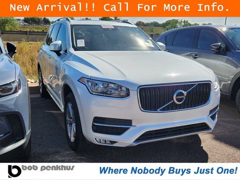 Used 2016 Volvo XC90 T5 Momentum AWD/4WD image 1