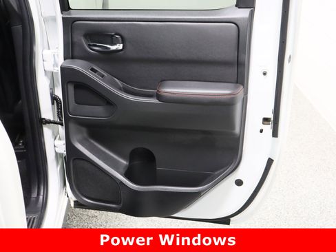 Used 2023 Nissan Frontier PRO-4X w/ Pro-4X Premium Package image 37