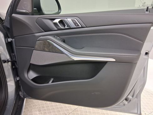 New 2026 BMW X5 xDrive50e w/ Premium Package AWD/4WD image 28