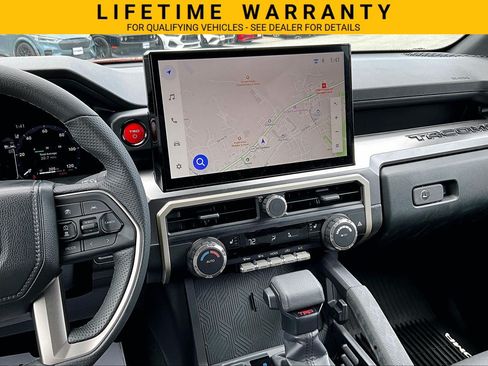 Used 2025 Toyota Tacoma TRD Off-Road AWD/4WD image 6