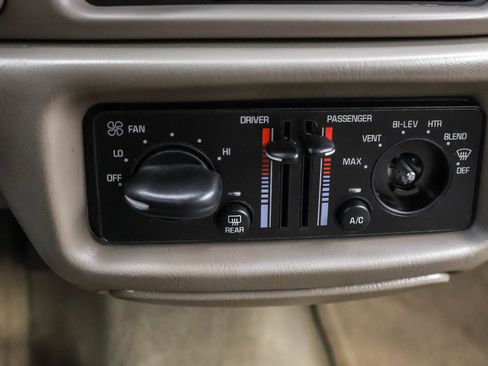 Used 2001 Buick Century Custom w/ Premium Pkg image 13