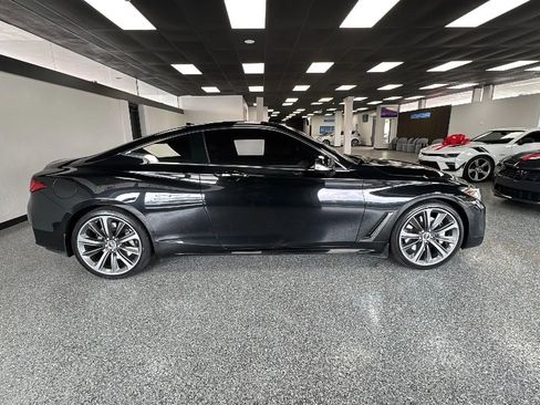 Used 2018 INFINITI Q60 3.0t Sport w/ Sensory Package 3.0T Sport AWD/4WD image 8