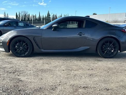 Used 2022 Toyota GR86 Premium image 6