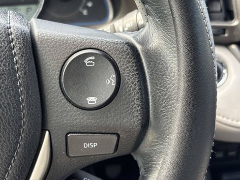 Used 2015 Toyota RAV4 Limited FWD image 22