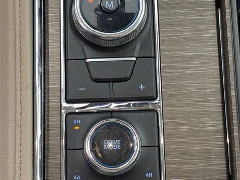 Used 2024 Ford Expedition Max Limited image 25