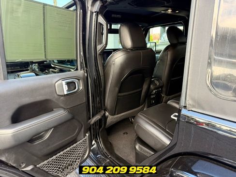 Used 2023 Jeep Wrangler Unlimited Sahara w/ Cold Weather Group AWD/4WD image 23