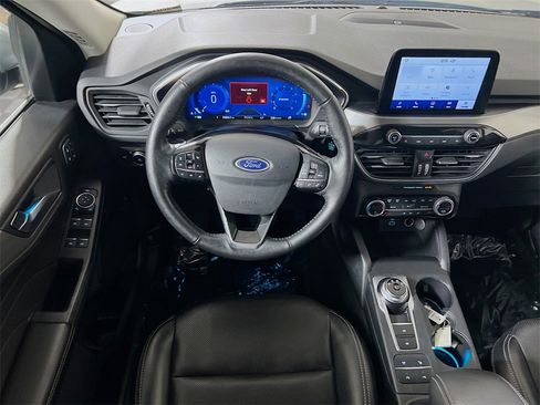 Used 2021 Ford Escape Titanium image 21