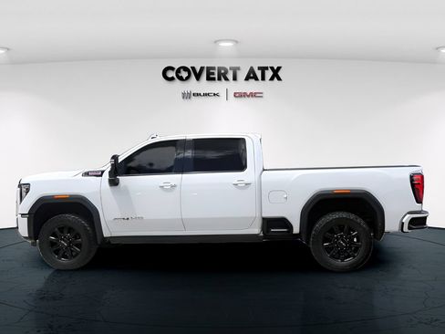 Used 2025 GMC Sierra 2500 AT4 w/ AT4 Premium Plus Package AWD/4WD image 4