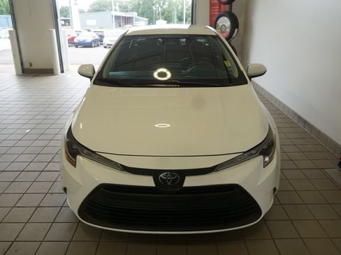Used 2024 Toyota Corolla LE FWD image 12