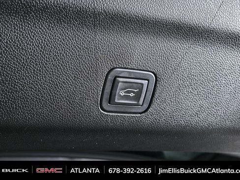 Certified 2024 GMC Yukon SLT image 34