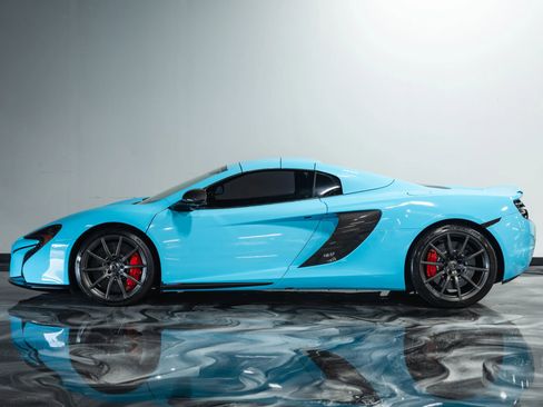 Used 2016 McLaren 650S Spider image 15