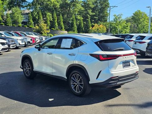 Used 2024 Lexus NX 250 FWD w/ Towing Package (2000 Lbs) image 13