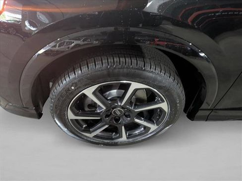 New 2025 Audi Q3 2.0T Premium Plus image 10