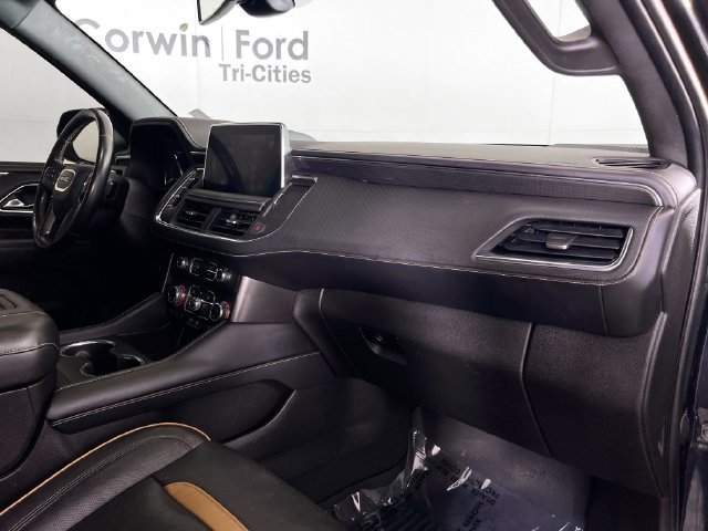 Used 2021 GMC Yukon AT4 w/ Technology Package AWD/4WD image 32