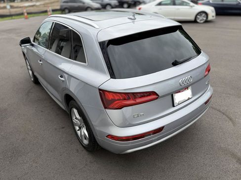 Used 2018 Audi Q5 2.0T Premium Plus w/ Premium Plus Package AWD/4WD image 13