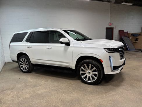 Used 2023 Cadillac Escalade Premium Luxury Platinum AWD/4WD image 5