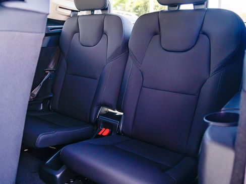 Certified 2026 Volvo XC90 B6 Plus w/ Protection Package image 21