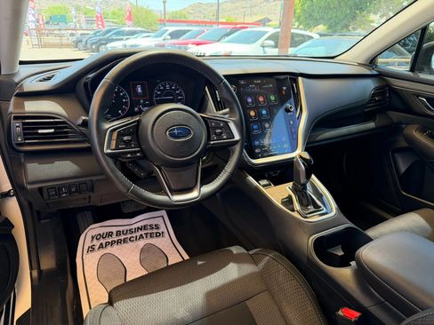 Used 2022 Subaru Outback Premium AWD/4WD image 14